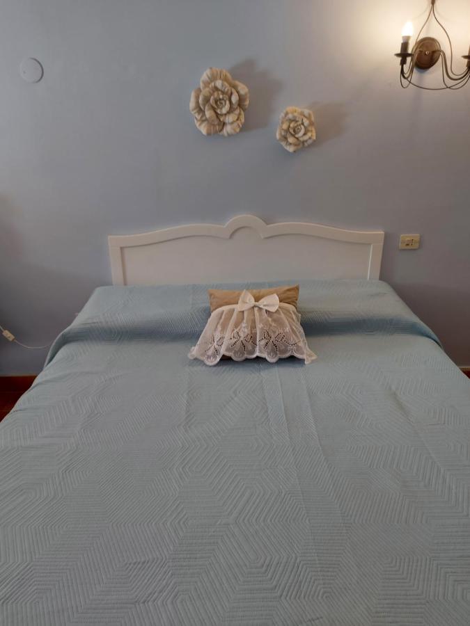 Casa Vacanza Fiori Di Maggio 풀사노 외부 사진